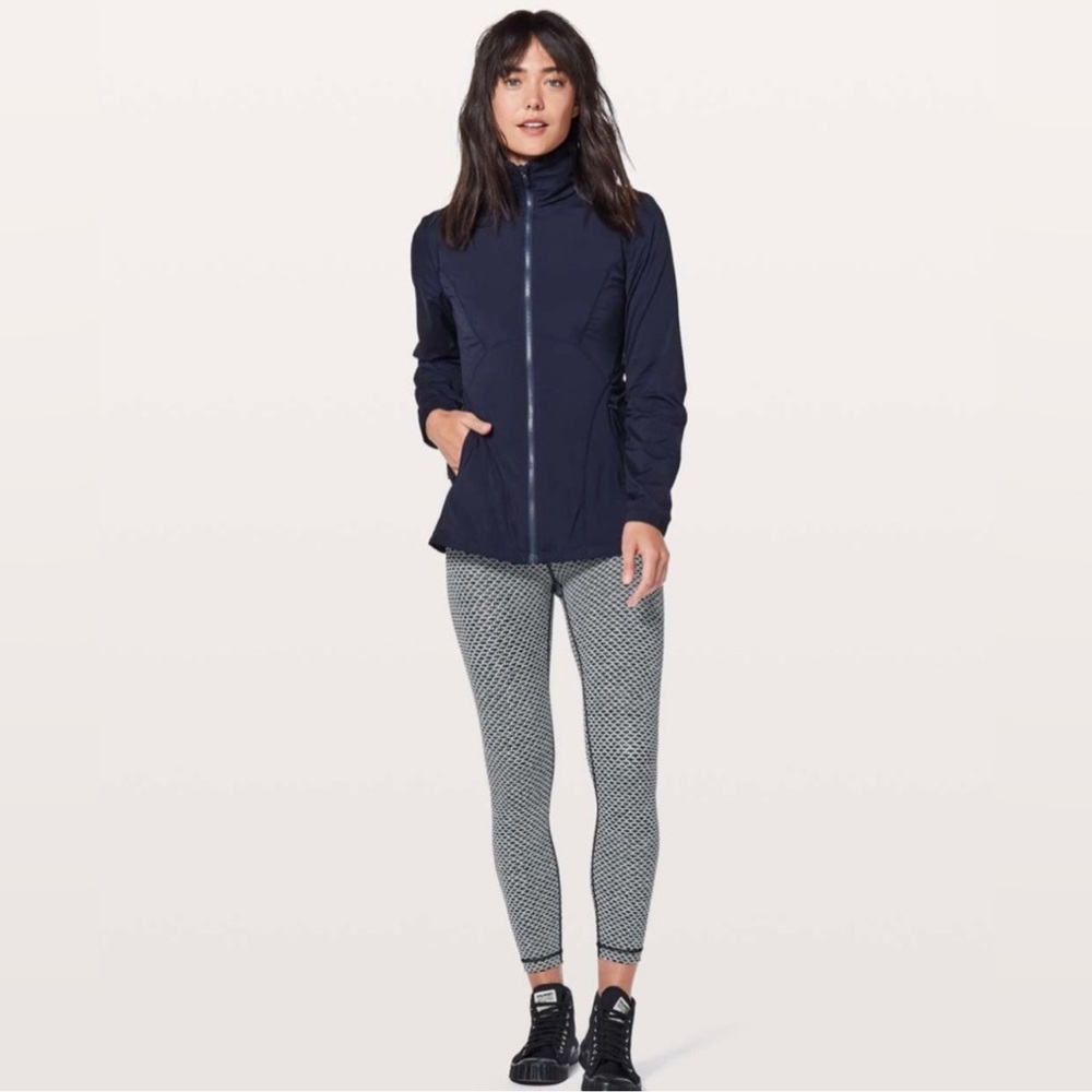 Lululemon light weight jacket - Picture 1 of 10